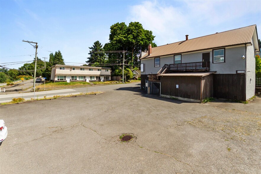 More Photos Of 33860 Pine st, Abbotsford Flex For Sale
