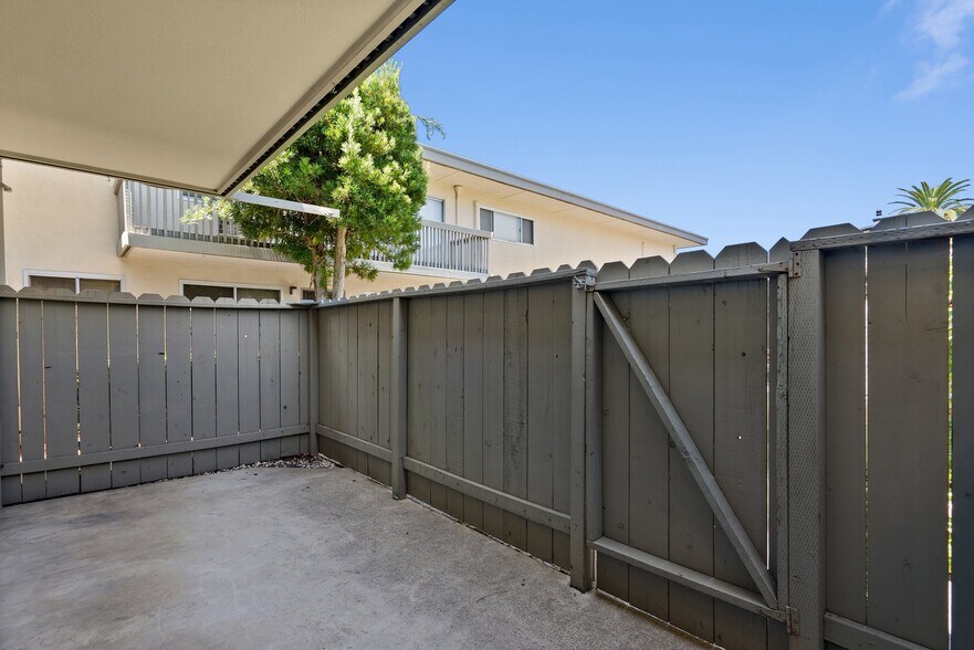 More Photos Of 3515 Chestnut Ave, Concord Apartments For Sale