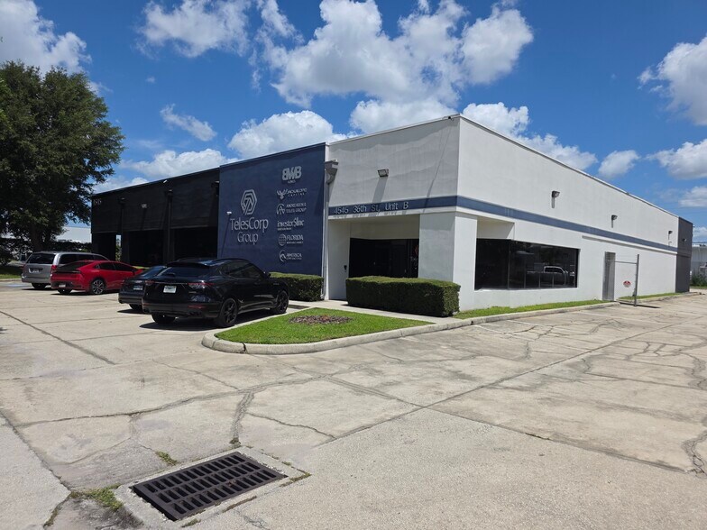 Primary Photo Of 4545 36th St, Orlando Light Distribution For Lease