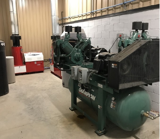 More Photos Of 8 County Rd 203, Pecos Manufacturing For Lease