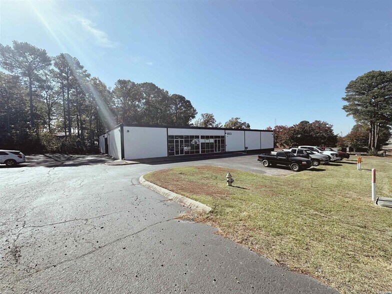 More Photos Of 8023 Interstate 30, Little Rock Light Manufacturing For Lease