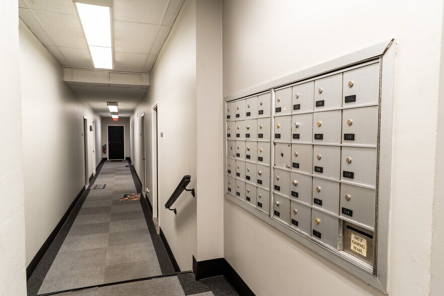 More Photos Of 1743 Culbertson Ave, New Albany Apartments For Sale