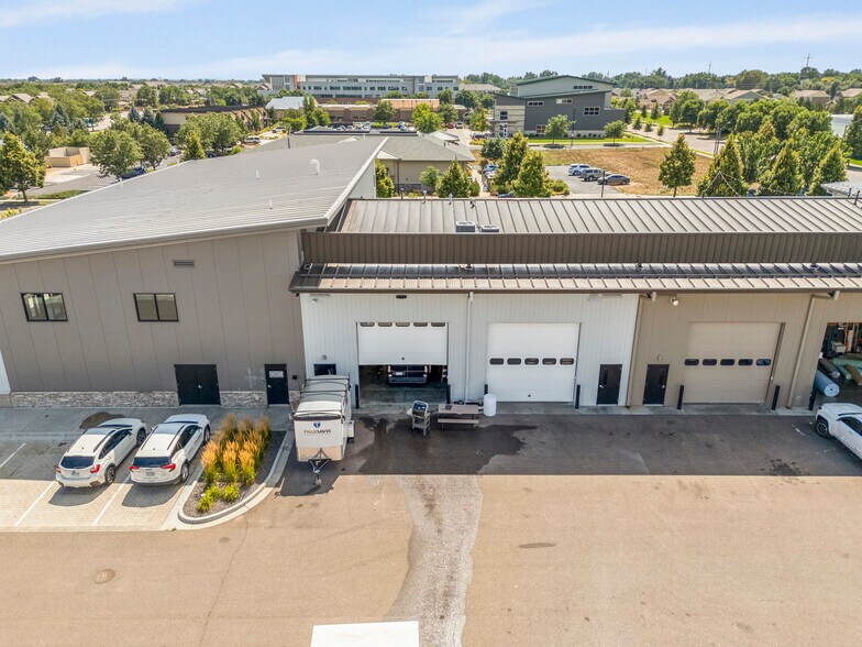 More Photos Of 2026-2027 Bear Mountain Dr, Fort Collins Research And Development For Sale