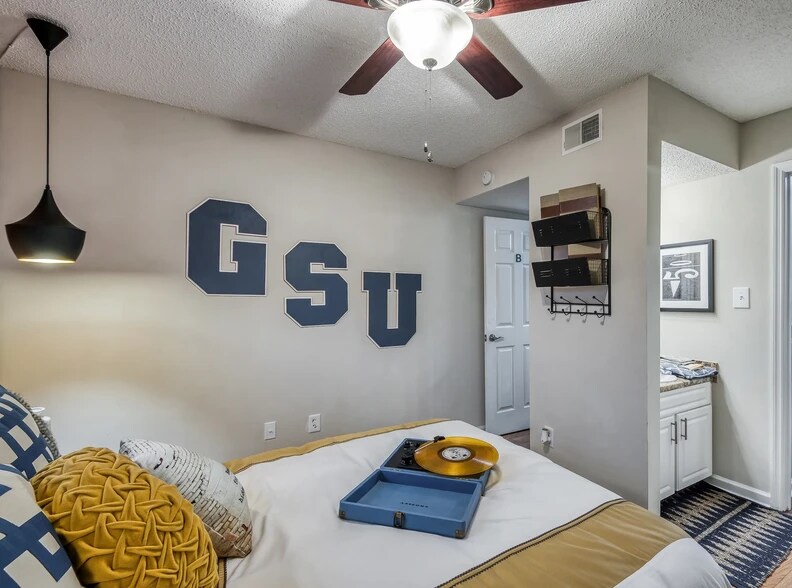 More Photos Of 710 Georgia Ave, Statesboro Apartments For Sale