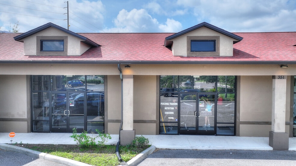 More Photos Of 351-355 N Ronald Reagan Blvd, Longwood Restaurant For Lease