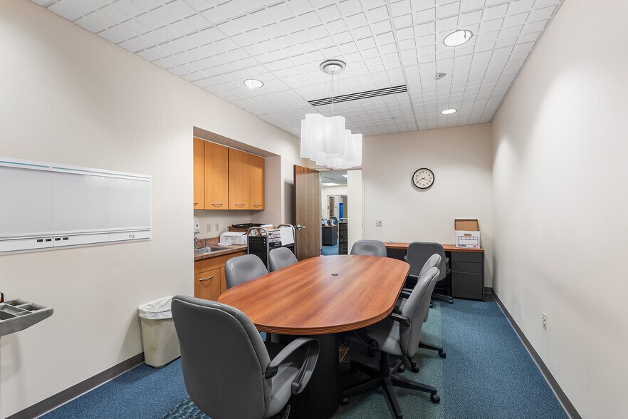 More Photos Of 670 Woodbourne Rd, Langhorne Medical For Sale