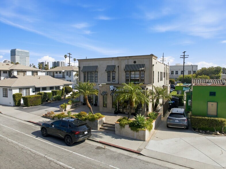 More Photos Of 530-532 W Glenoaks Blvd, Glendale Medical For Lease