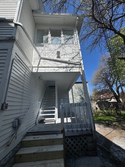 More Photos Of 1132 Monroe Ave, Rochester Freestanding For Sale