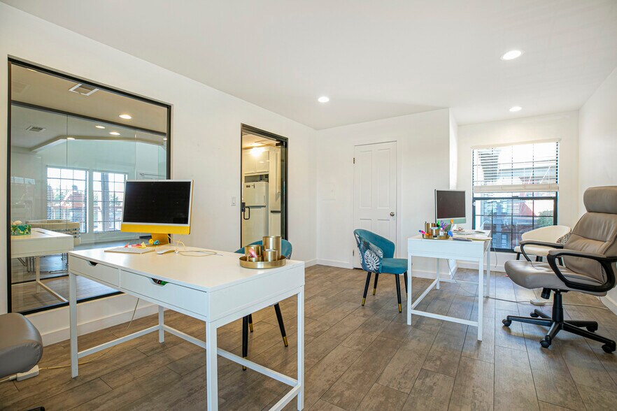 More Photos Of 207 W Alameda Ave, Burbank Office For Sale