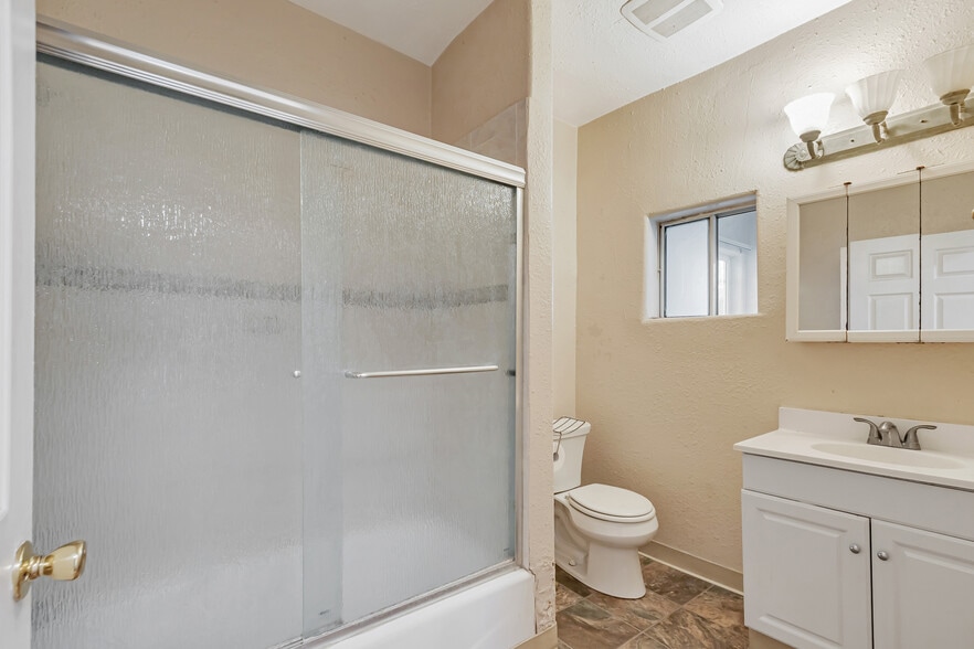 More Photos Of 270 E Saint John St, San Jose Apartments For Sale