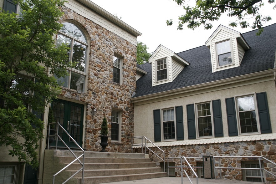 More Photos Of 1301 Lancaster Ave, Berwyn Office For Lease