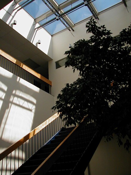 More Photos Of 4400 Forbes Blvd, Lanham Light Distribution For Lease