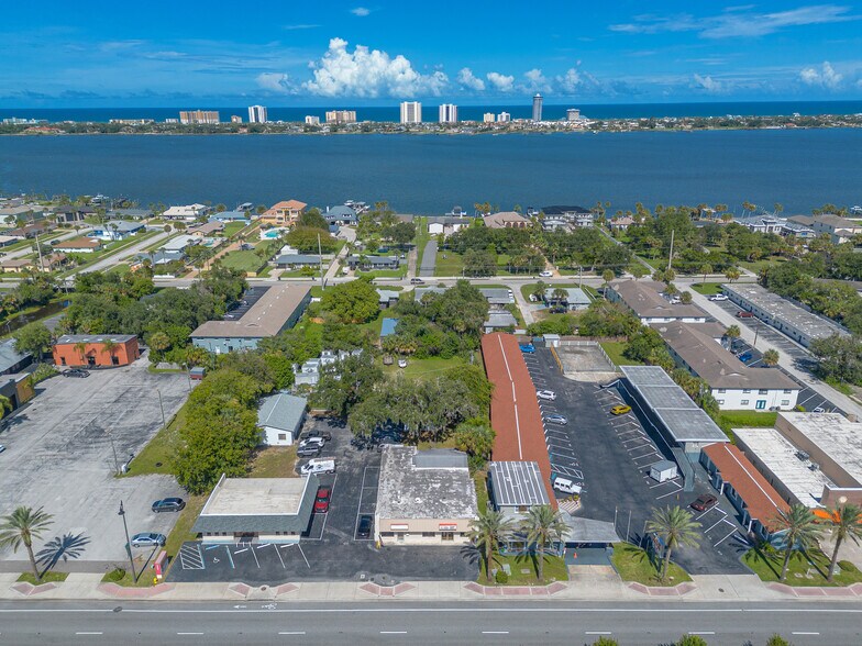 More Photos Of 1841 S Ridgewood Ave, Daytona Beach Freestanding For Sale