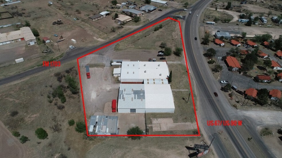 More Photos Of 2305 W Highway 90, Alpine Warehouse For Sale