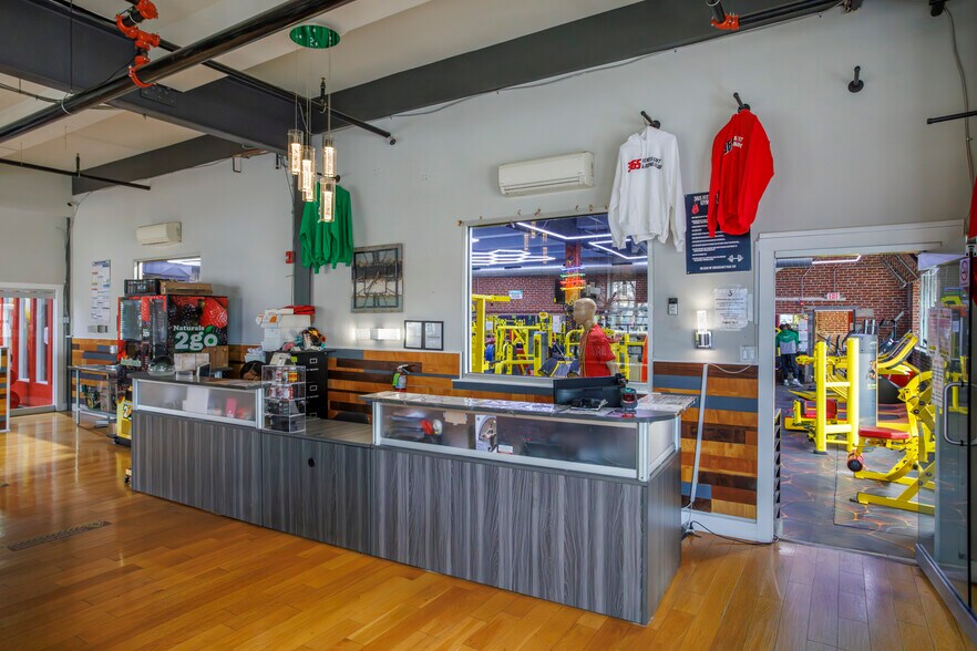 More Photos Of 1855 N 5th St, Philadelphia Warehouse For Sale