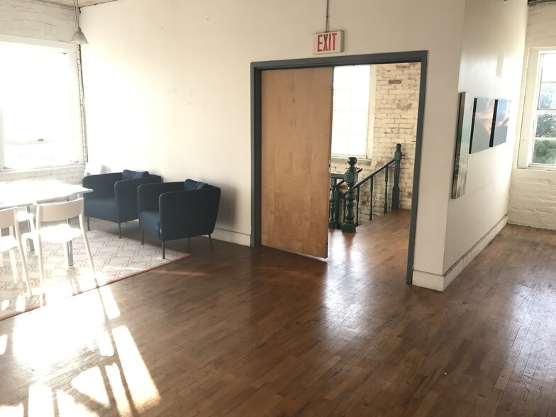 More Photos Of 1906 N Armenia Ave, Tampa Loft Creative Space For Lease