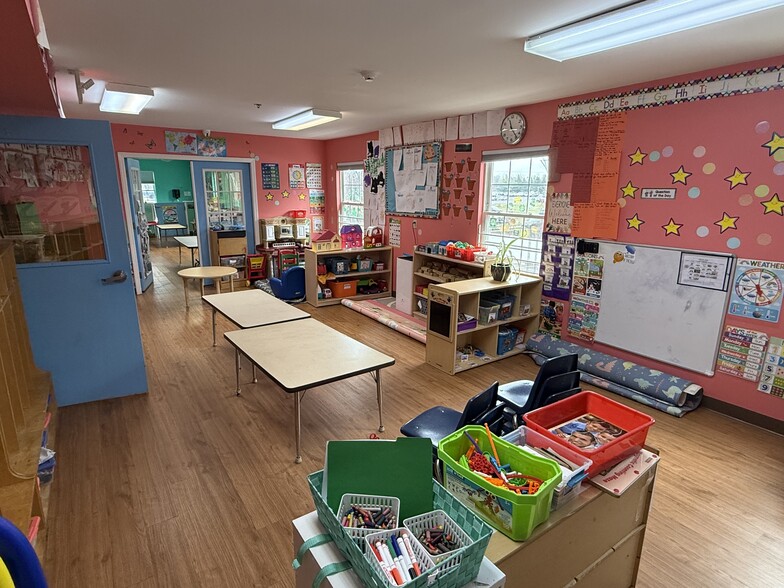 More Photos Of 24 Cherry Tree Farm Rd, Middletown Daycare Center For Sale
