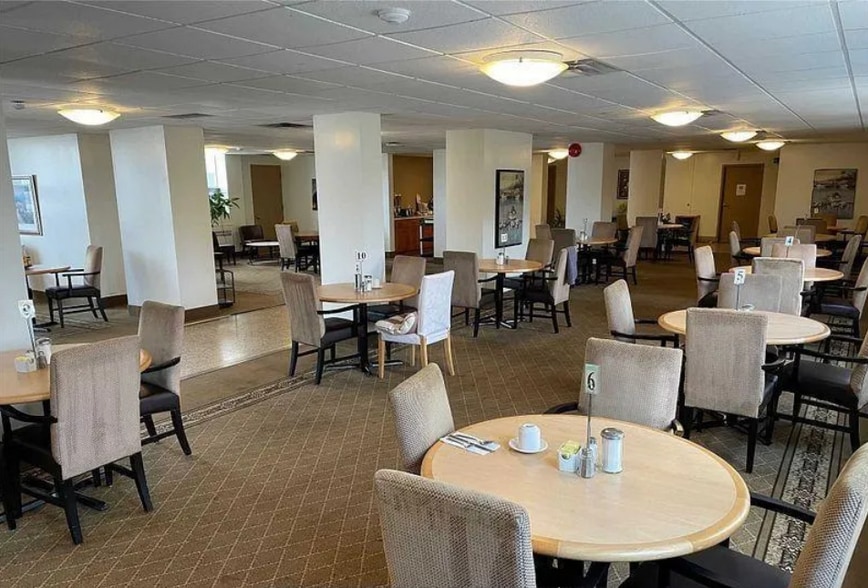 More Photos Of 325 Archibald St S, Thunder Bay Assisted Living For Sale