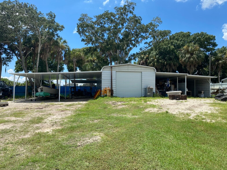 More Photos Of 10850 Cozarts Chalet, Gibsonton Manufactured Housing Mobile Home Park For Sale