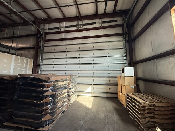 More Photos Of 2202 Wolf Way, West Des Moines Warehouse For Lease