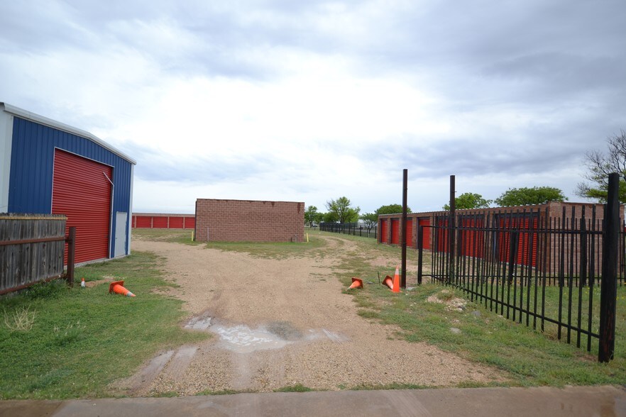 More Photos Of 5111 Ransom Rd, Ransom Canyon Self Storage For Lease