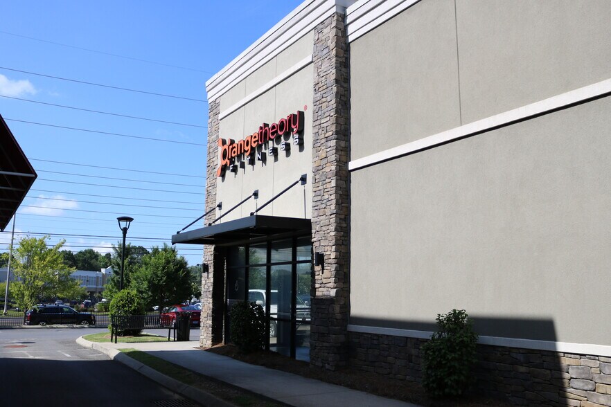 More Photos Of 682 Paul Huff Pky NW, Cleveland Storefront For Lease