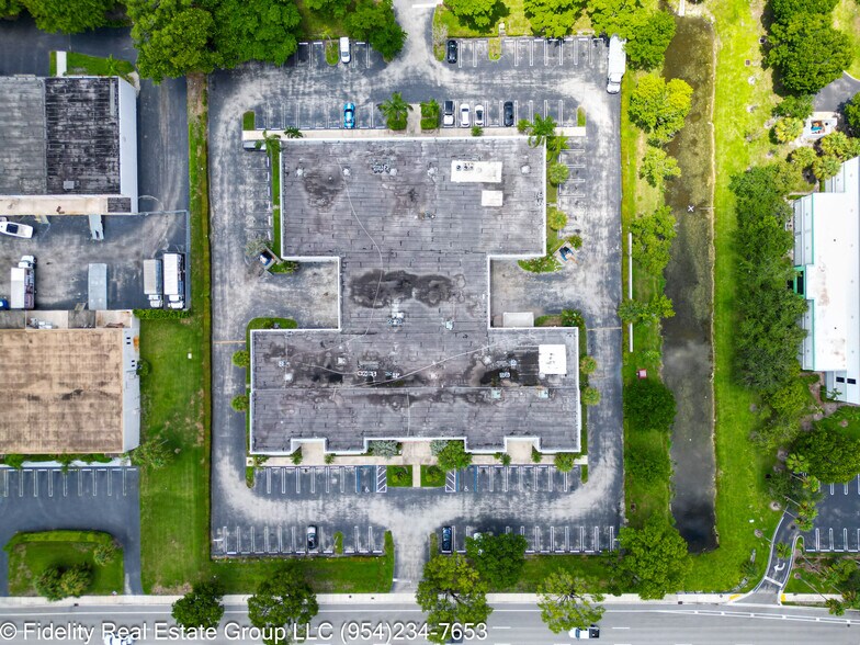 More Photos Of 3650 Coral Ridge Dr, Coral Springs Light Manufacturing For Sale