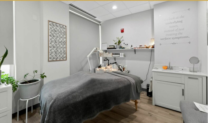 More Photos Of 3200 Blue Ridge Rd, Raleigh Medical For Lease