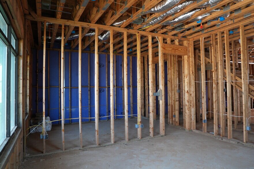 More Photos Of 301 Oak st, Mansfield Multifamily For Sale