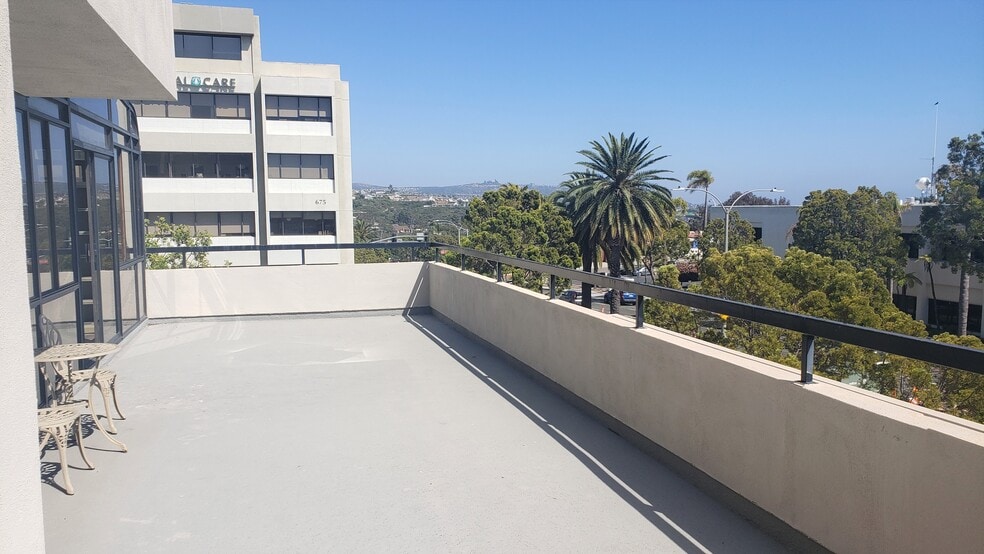 More Photos Of 665 Camino de los Mares, San Clemente Medical For Sale