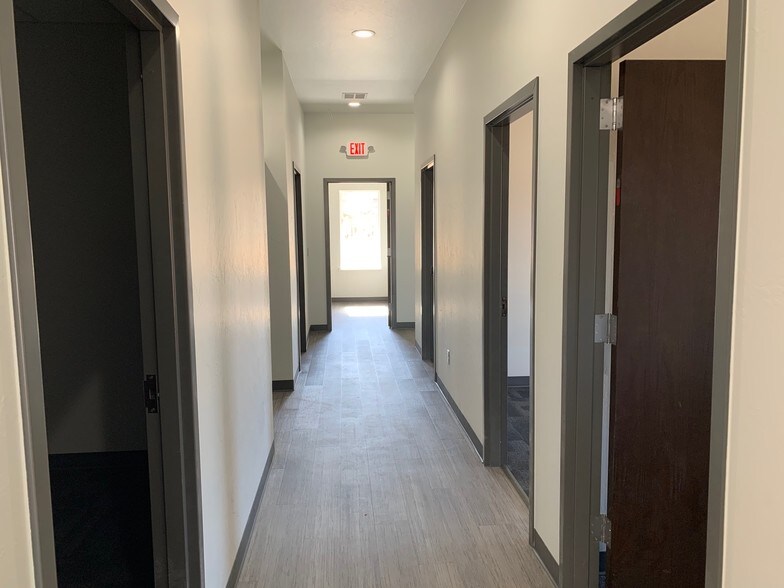 More Photos Of 15108 Traditions Blvd, Edmond Office For Lease