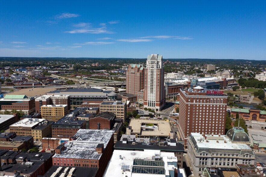 More Photos Of 1 W Exchange St, Providence Hotel For Lease