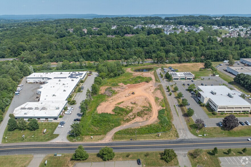 More Photos Of 100 Centerpoint, Middletown Land For Sale