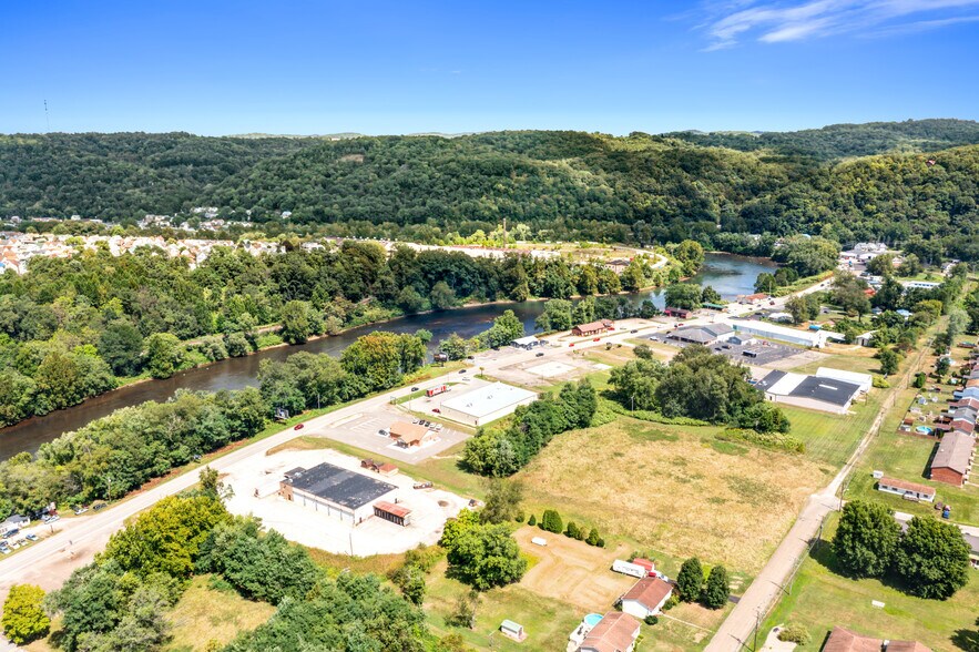 More Photos Of 2016 River Rd, North Apollo Convenience Store For Sale