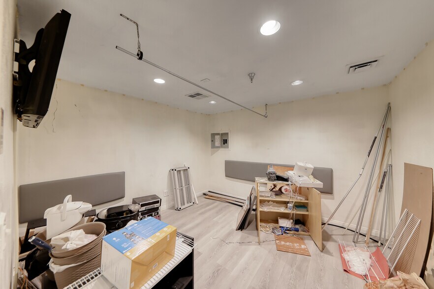 More Photos Of 3460 Arville St, Las Vegas Freestanding For Lease