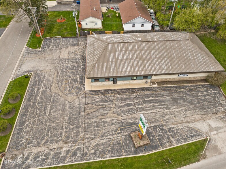 More Photos Of 1550 Green Bay Rd, North Chicago Freestanding For Sale