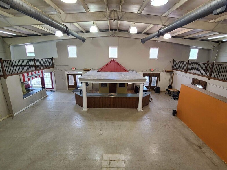 More Photos Of 360 Harold Ingram Hwy, Jefferson Service Station For Sale