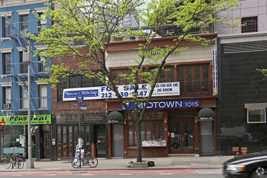 Primary Photo Of 1009-1015 2nd Ave, New York Restaurant For Lease