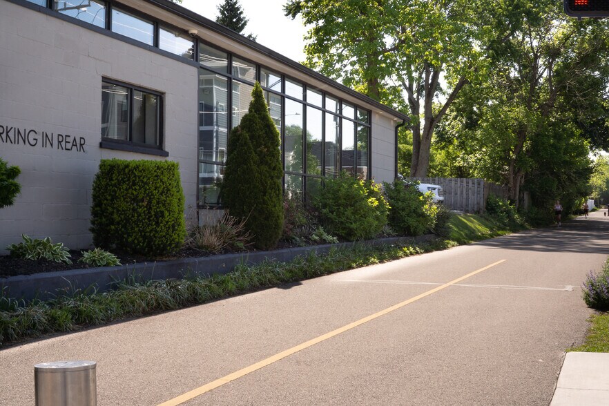 Primary Photo Of 3673 Paxton Ave, Cincinnati General Retail For Sale