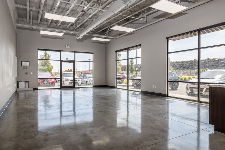 More Photos Of 5453 Ridgeline Dr, Kennewick General Retail For Lease