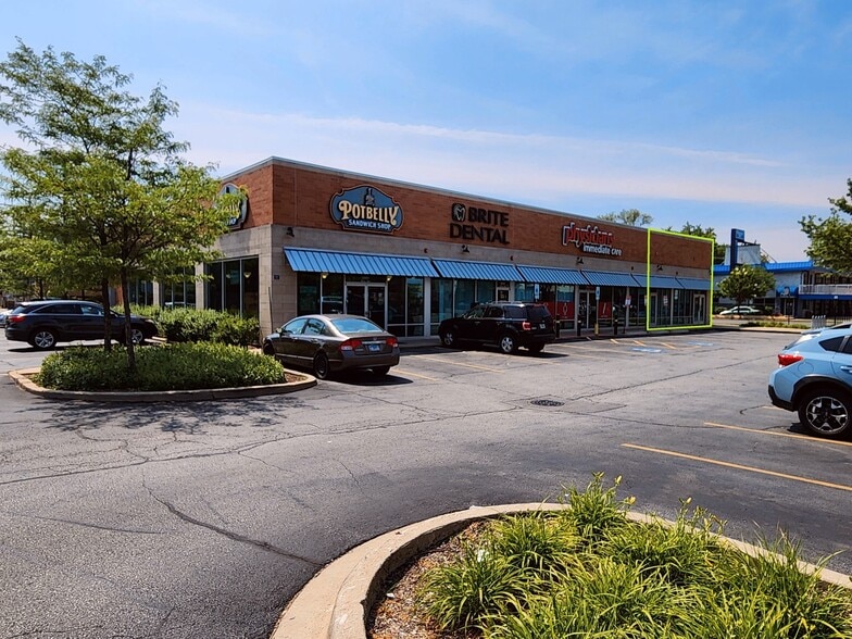 More Photos Of 5961 N Lincoln Ave, Chicago Restaurant For Lease