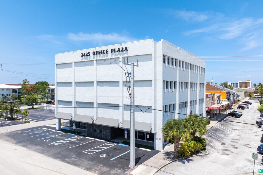 Primary Photo Of 2425 E Commercial Blvd, Fort Lauderdale Medical For Lease