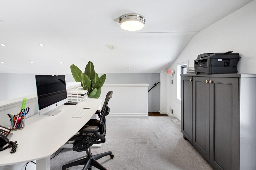 More Photos Of 578 Kingston Rd W, Ajax Office For Sale