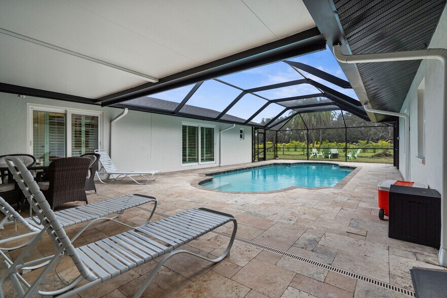 More Photos Of 22226 Sr 64, Bradenton Specialty For Sale