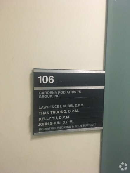 More Photos Of 1045 W Redondo Beach Blvd, Gardena Medical For Lease