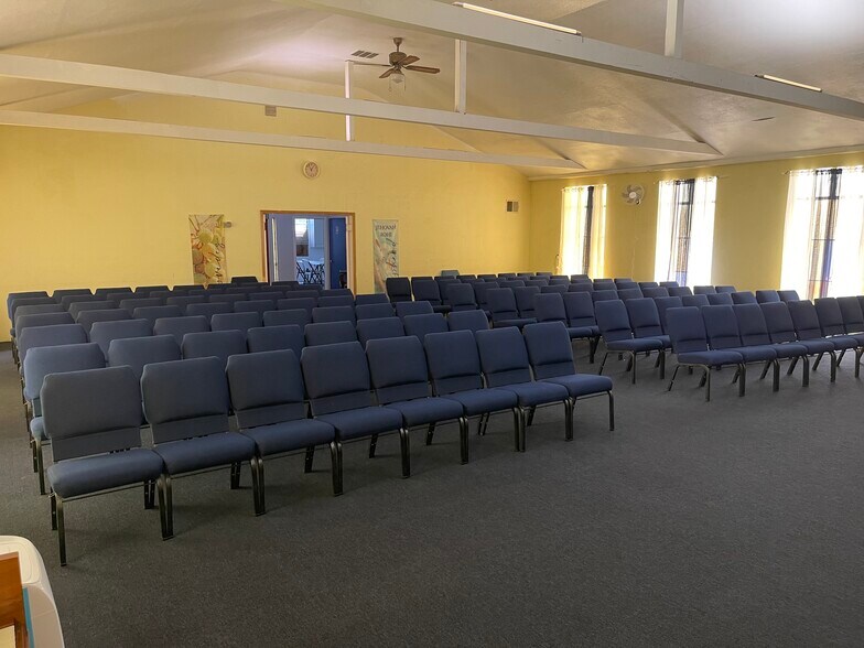 More Photos Of 3040 Fairmount Ave, San Diego General Retail For Sale