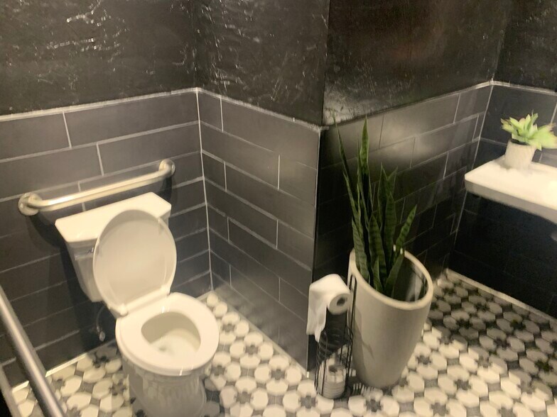 More Photos Of 3883 Taylor Rd, Loomis Restaurant For Sale