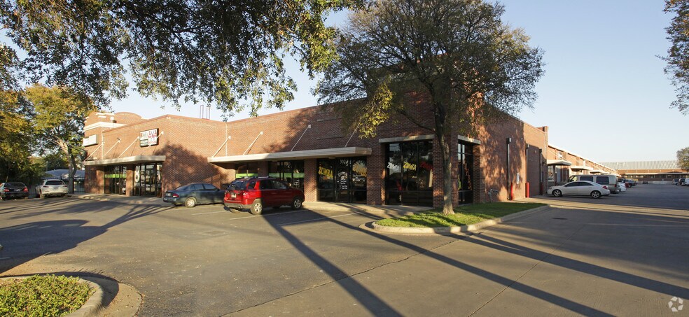 More Photos Of 4201 Congress Ave S, Austin Unknown For Lease