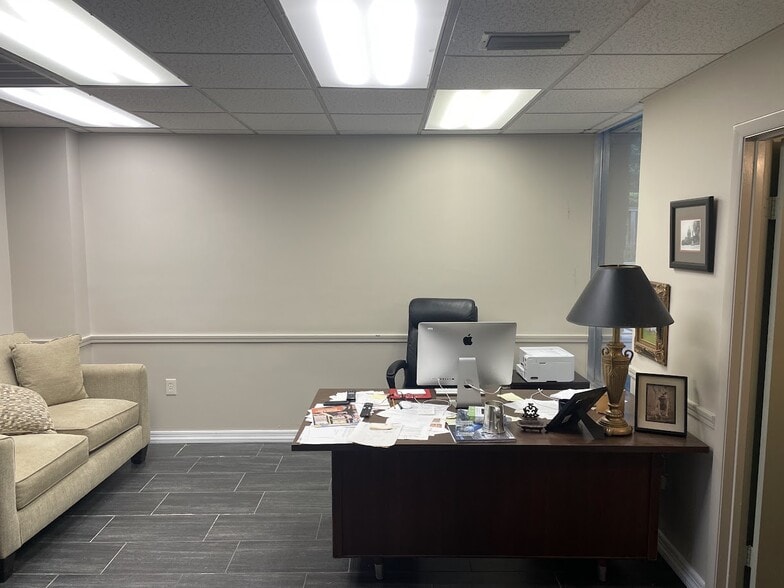 More Photos Of 700 E 9th St, Little Rock Office Residential For Sale