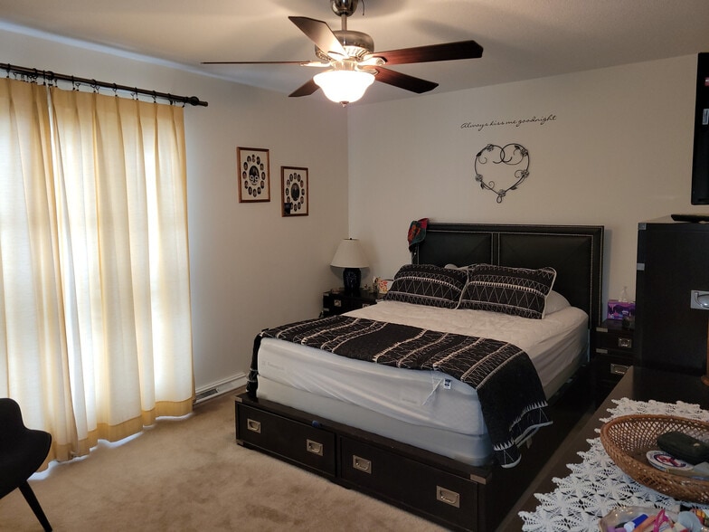 More Photos Of 5743-5747 Summit St, Sylvania Apartments For Sale